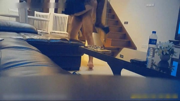 คลิปโป๊กลับมาที่บ้านก็โดนดีเสียแล้ว ผัวบังคับให้ดูดควยก่อน