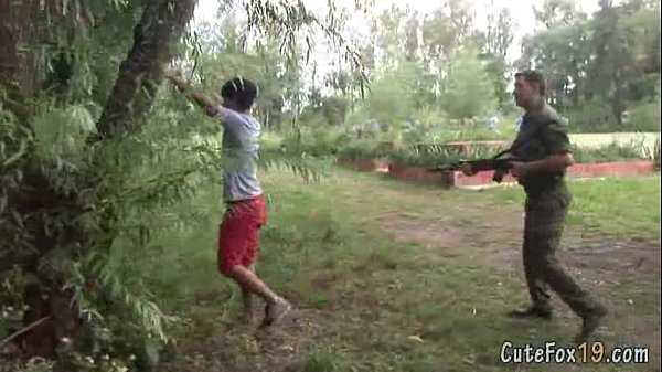 หนุ่มทหารเกย์คนนี้ได้ไหมคนตัวเด็กหนุ่มจนเงี่ยนหาแฟนเกย์